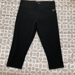 Victoria’s Secret Yoga Capris